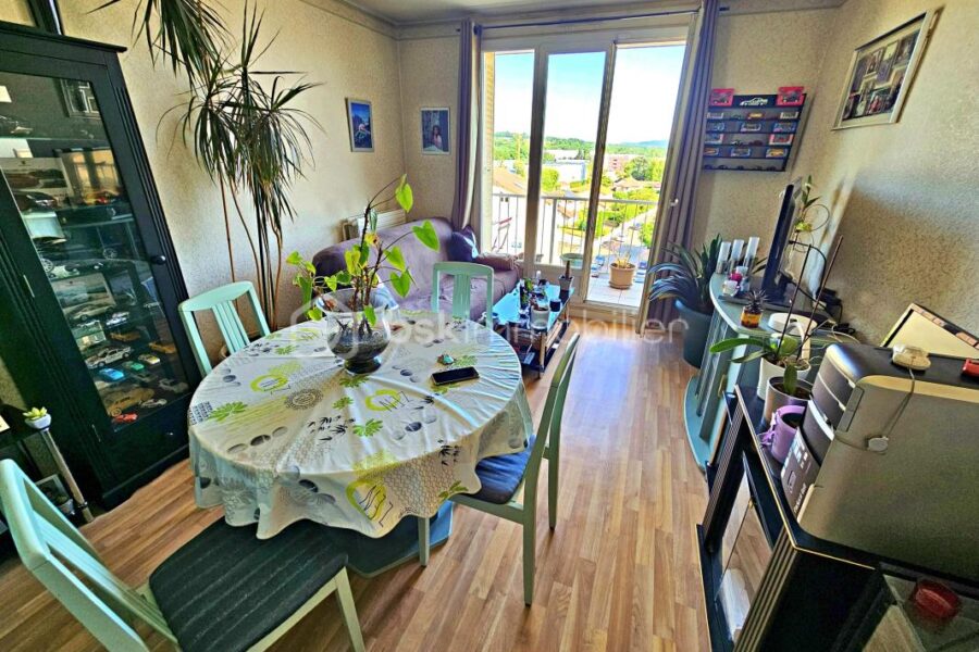 Appartement à vendre à Le coteau
