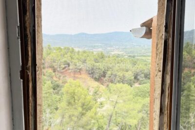 Maison de Village avec Commerce à Vendre – Roussillon (84) – 4 pièces – 2 chambres – 116 m²