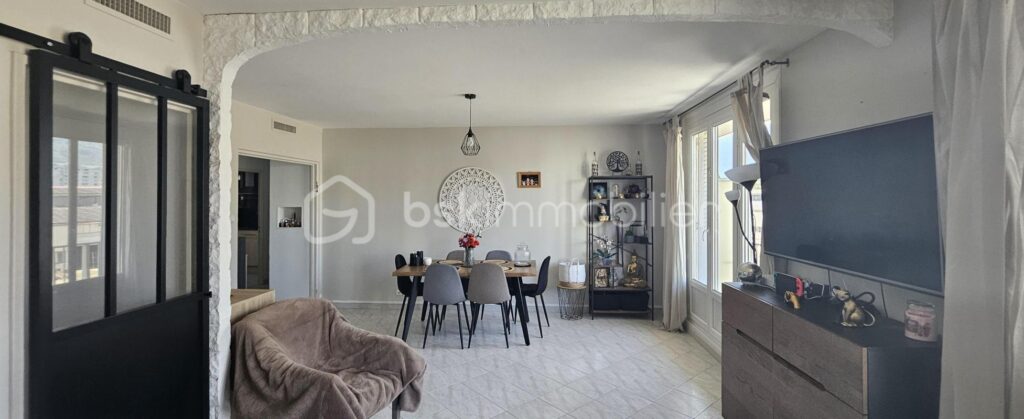 Appartement T3 avec séjour double – 72,13 m² – Balcon – Vue Vercors – Le Pont-de-Claix – 3 pièces – 2 chambres – 72 m²