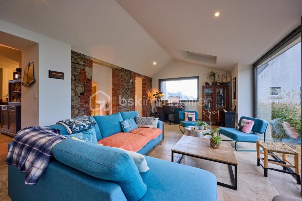 Demeure de caractère en plein cœur de ville et à deux pas des plages – 8 pièces – 6 chambres – 259 m²