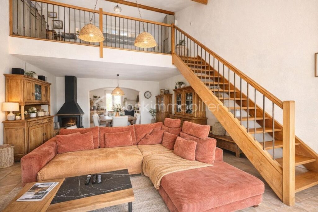 LAURAGUEL – MAISON – JARDIN – PISCNE – GARAGE – 6 pièces – 4 chambres – 136 m²