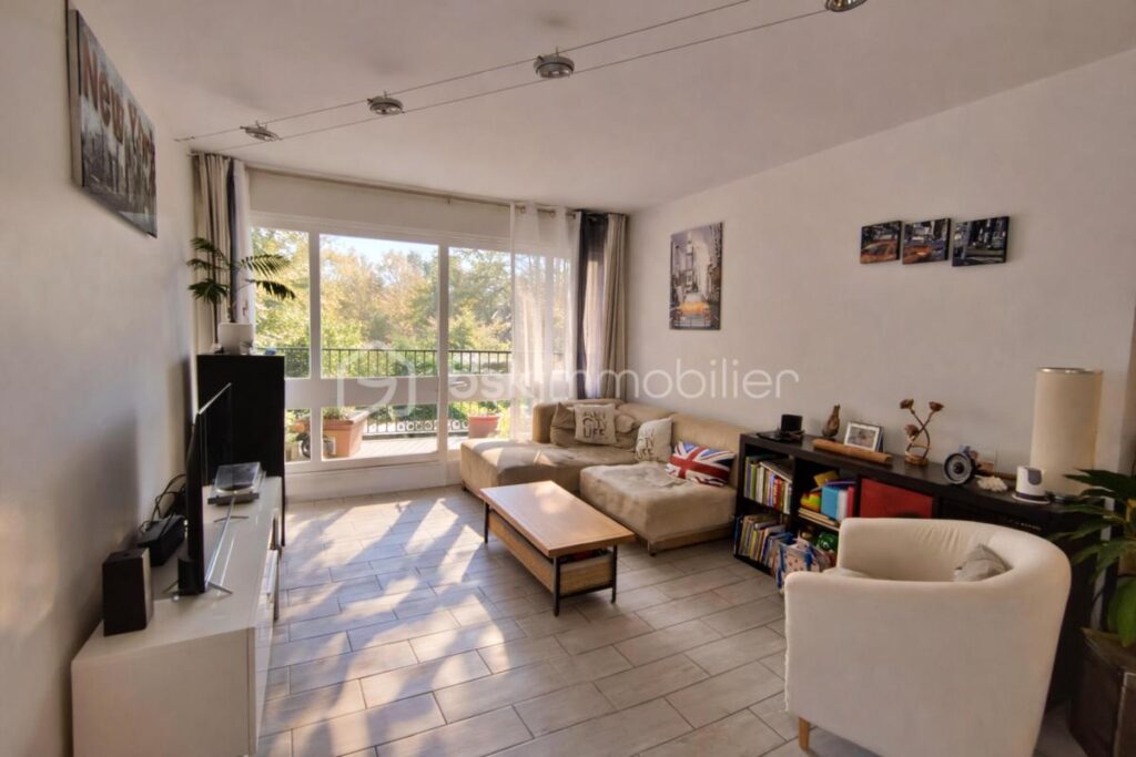 Appartement 3 pièces avec balcon, terrasse et box – 3 pièces – 2 chambres – 66 m²