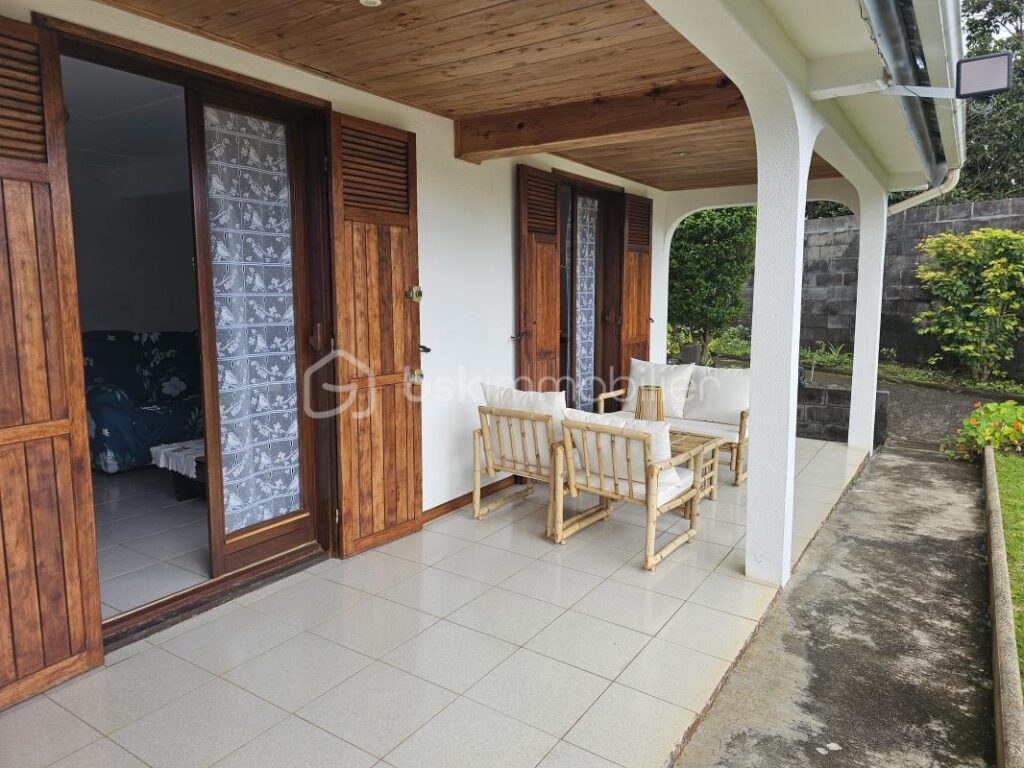 Charmante maison au calme – 6 pièces – 3 chambres – 120 m²