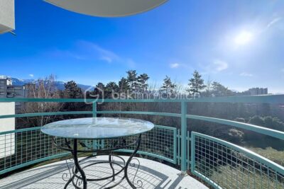 ✨ T4 traversant avec terrasse, vue dégagée et parc – Résidence fermée avec ascenseur ✨ – 4 pièces – 3 chambres – 84 m²