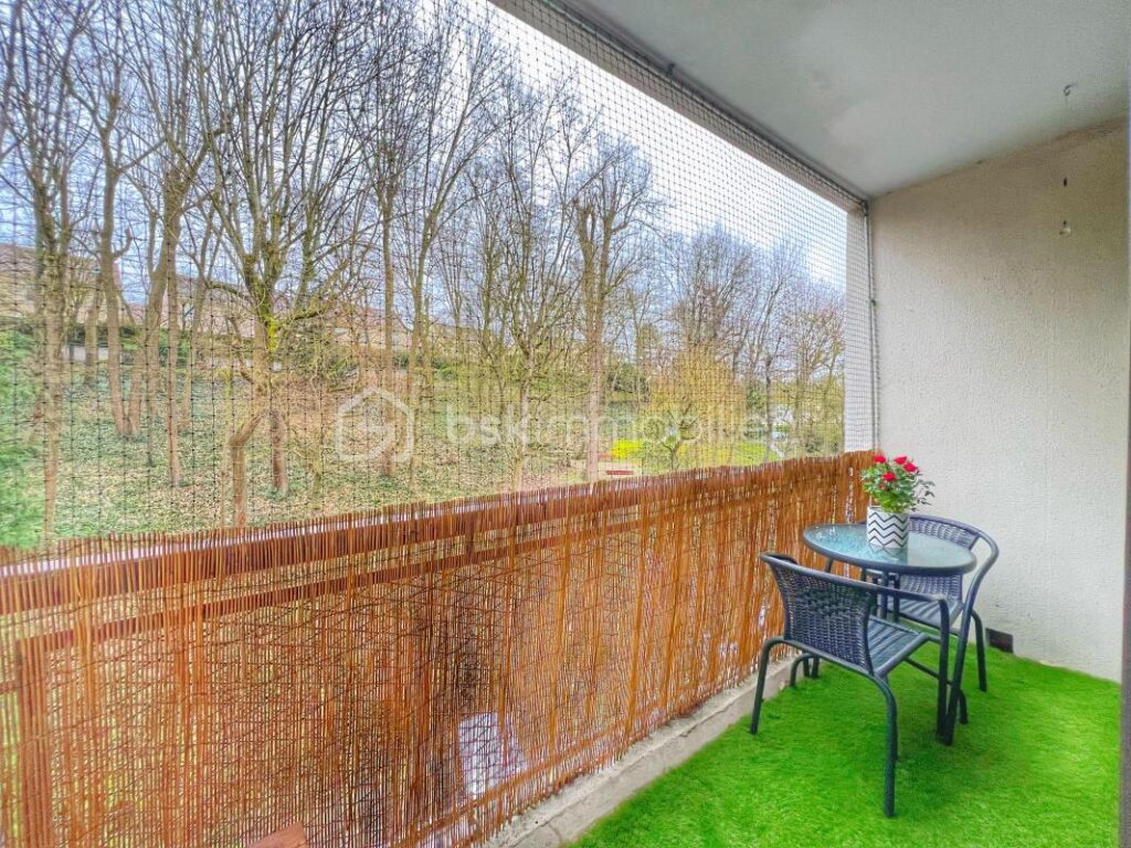 Luminosité et vue nature pour cet appartement de 4 pièces 65,33 m2 – 4 pièces – 2 chambres – 65 m²