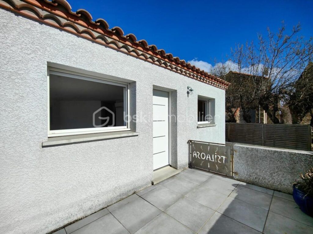 Villa quatre faces récente*** Exposition Sud*** Vue panoramique*** – 4 pièces – 3 chambres – 80 m²