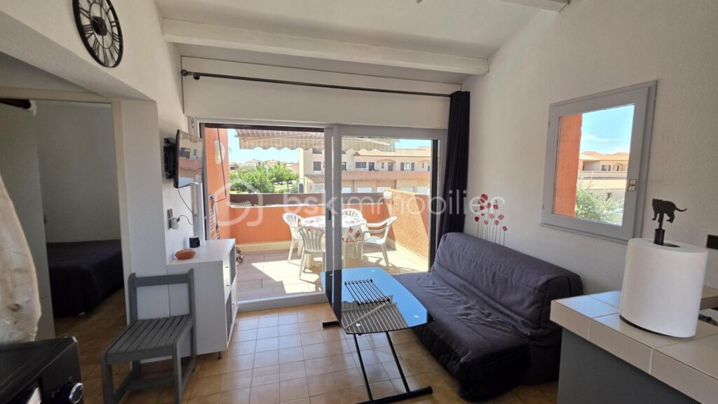 EXCLUSIVITÉ – 2 pièces naturiste vue dégagée à Leucate (11) – 2 pièces – 1 chambre – 25 m²