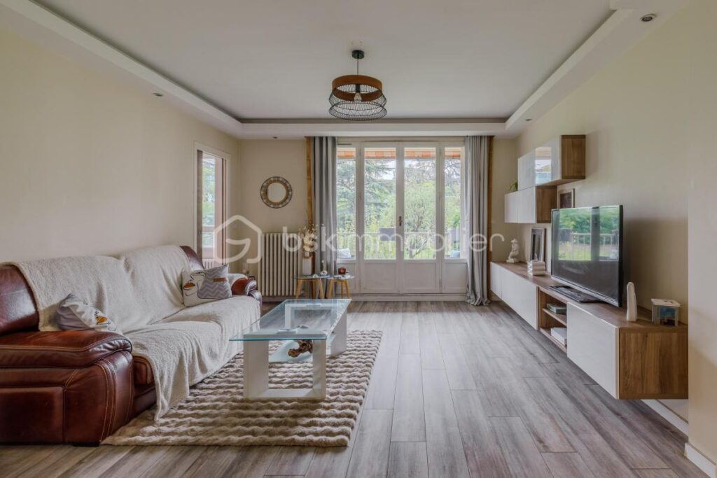 Appartement T3 – 3 pièces – 2 chambres – 76 m²