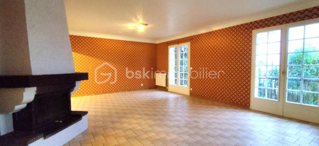 OPPORTUNITE RARE! – 6 pièces – 4 chambres – 130 m²