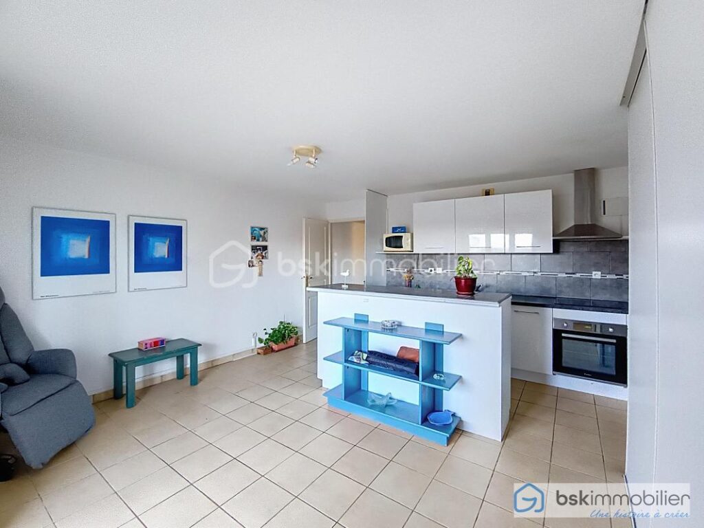 Appartement lumineux avec terrasse ensoleillée à Canet-en-Roussillon – 2 pièces – 1 chambre – 43 m²