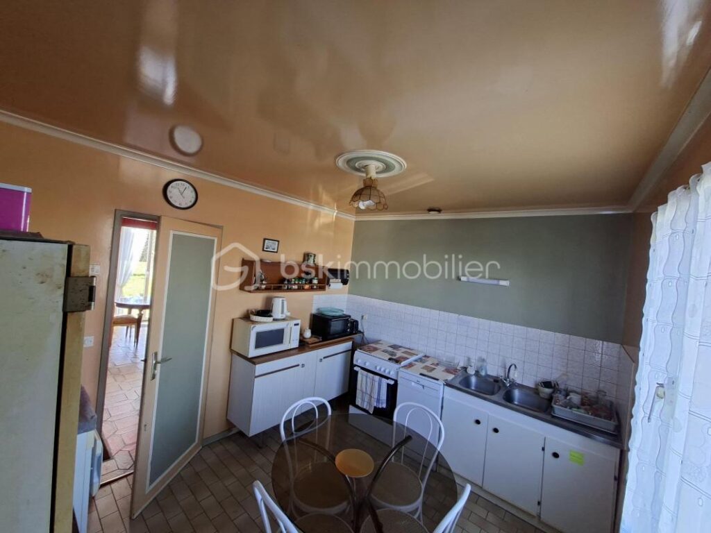 Pavillon traditionnel de plain-pied à Cheroy – 4 pièces – 3 chambres – 85 m²