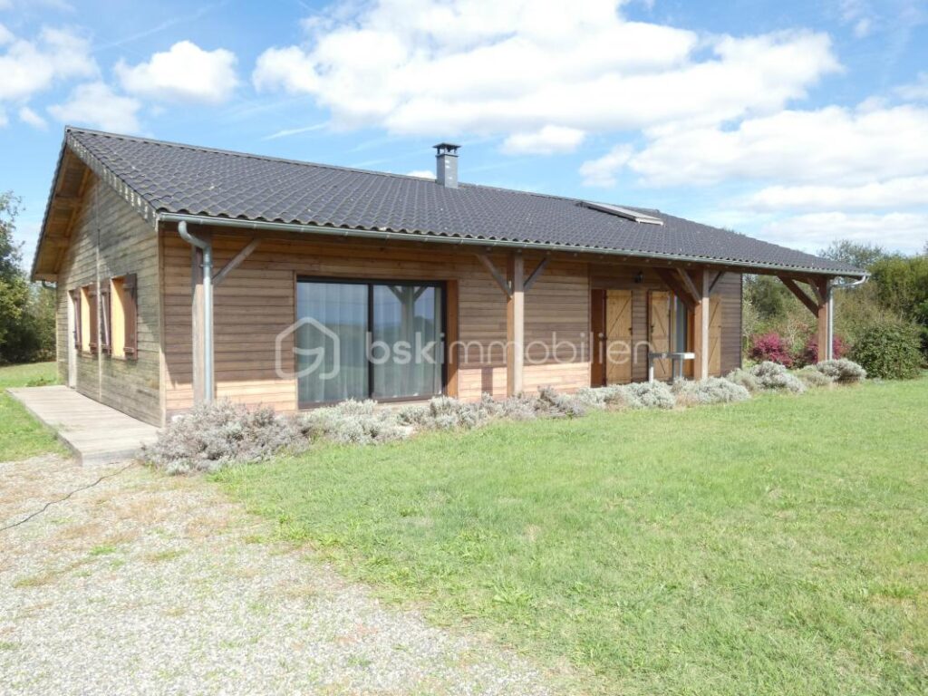 Maison bois de plain pied, 5 pièces, 3 chambres – 5 pièces – 3 chambres – 129 m²