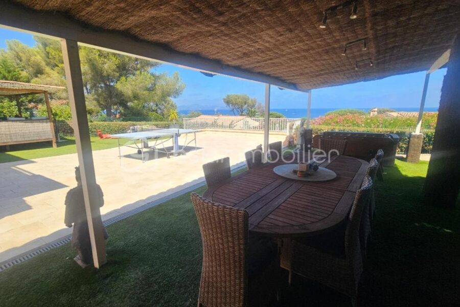 Maison à vendre à Roquebrune sur argens