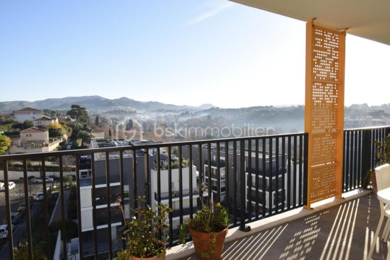 T4 récent équipé et meublé – Terrasse – Résidence 2021 – Prêt à emménager immédiatement – 4 pièces – 3 chambres – 73 m²