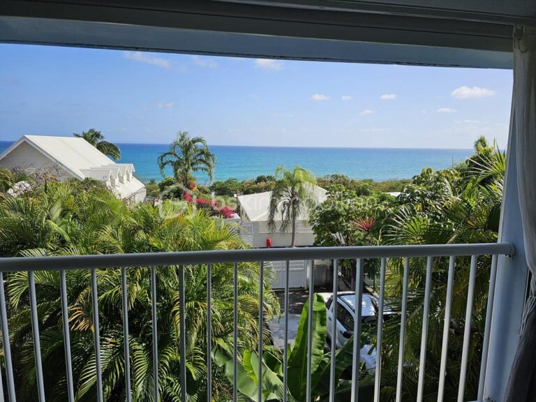 MAISON VUE MER 254 m2 – 8 pièces – 4 chambres – 254 m²