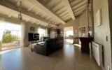 Vue Spectaculaire sur le Rocher : L’Art de Vivre Provençal à La Bouverie – 6 pièces – 4 chambres – 186 m²