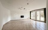 ANNECY CENTRE APPARTEMENT T4 A RENOVER QUARTIER DES ROMAINS – 4 pièces – 3 chambres – 93 m²