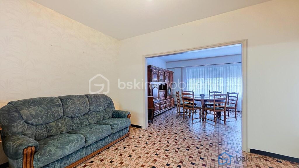 Maison semi-individuelle 4 chambres jardin garage – 6 pièces – 4 chambres – 100 m²