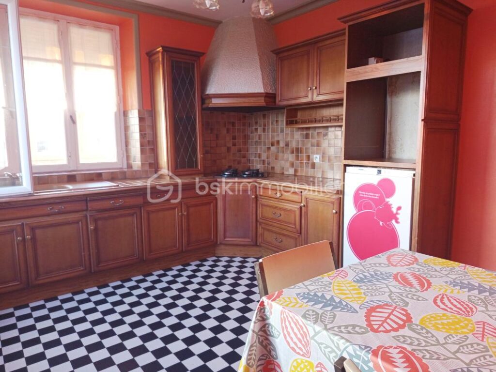 Maison 5 pièces vue mer fort potentiel – 5 pièces – 4 chambres – 140 m²