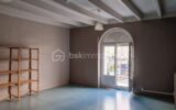 🏢 Opportunité commerciale rare en centre-ville de Thénezay – 5 pièces – 4 chambres – 213 m²