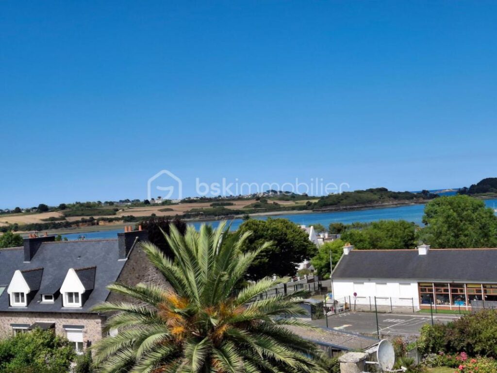 Trois chambres et vue mer panoramique – 4 pièces – 3 chambres – 90 m²