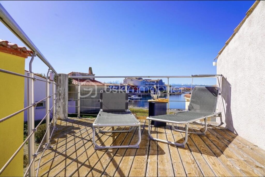 VUE EXCEPTIONNELLE! MAISON INDIVIDUELLE AVEC TERRASSE SUSPENDUE ! – 4 pièces – 3 chambres – 90 m²