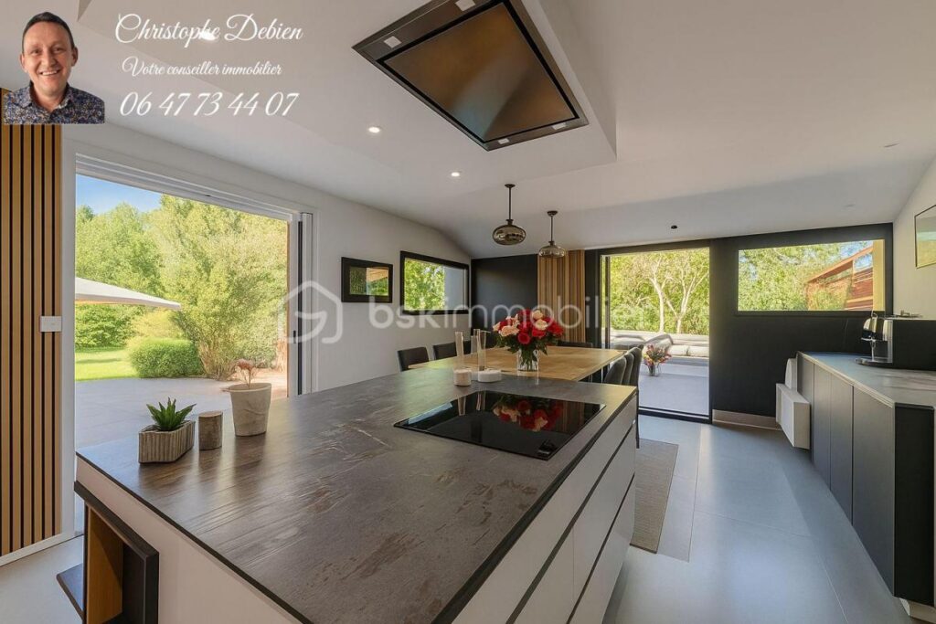 🌿 CADRE DE VIE D’EXCEPTION AUX PORTES DE NANTES — MAISON DE 246 M² AVEC PISCINE & ÉTANG – 7 pièces – 5 chambres – 246 m²