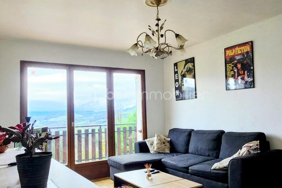 Maison à vendre à Vallieres sur fier
