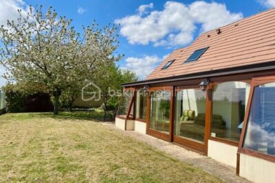 Maison familiale de 180 m² au calme avec grand jardin de 1050 m² au coeur de la Beauce – 8 pièces – 4 chambres – 180 m²