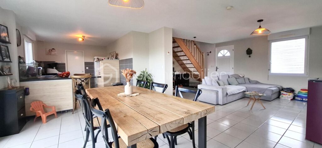 Maison individuelle, 5 chambres, garage, jardin. Possibilité de semi plain-pied – 6 pièces – 5 chambres – 117 m²