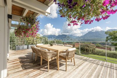 EXCLUSIVITE : SUPERBE VILLA MODERNE 270 M2 SAINT JORIOZ AVEC VUE SUR LAC D ANNECY – 9 pièces – 6 chambres – 269 m²