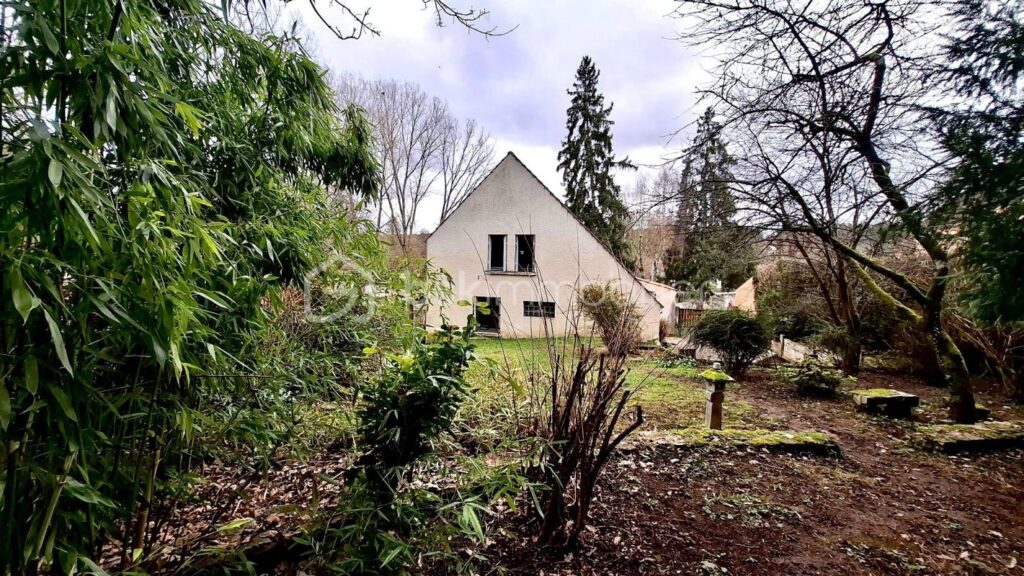 Maison de 112 m² – 6 pièces – 4 chambres – 112 m²