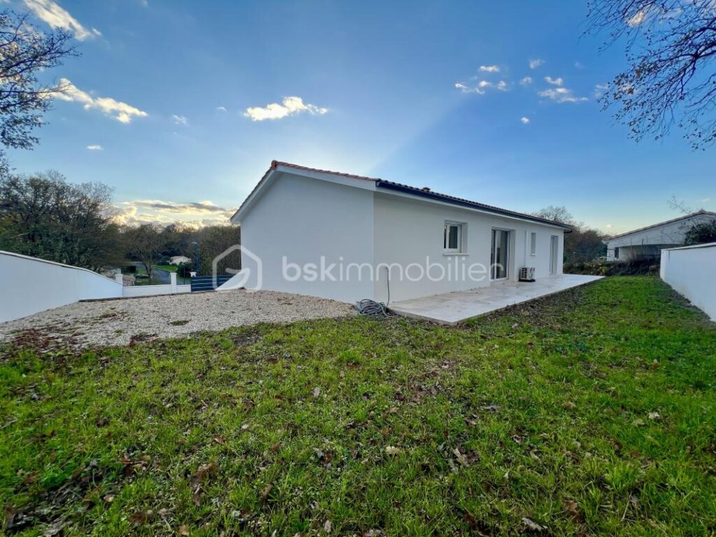 Maison de 2024– Quartier calme – 4 pièces – 3 chambres – 107 m²