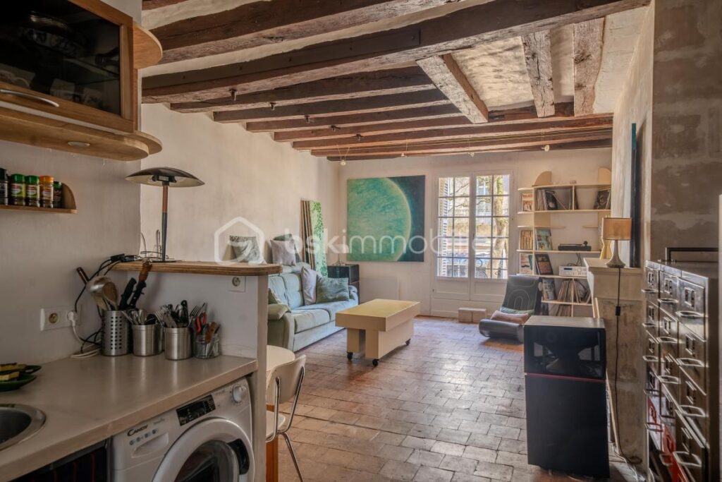 Appartement de Charme au Cœur du Vieux Tours – 2 pièces – 1 chambre – 58 m²
