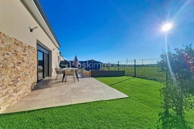 Villa Plain pied 4 chambres avec garage et piscine – 5 pièces – 4 chambres – 118 m²