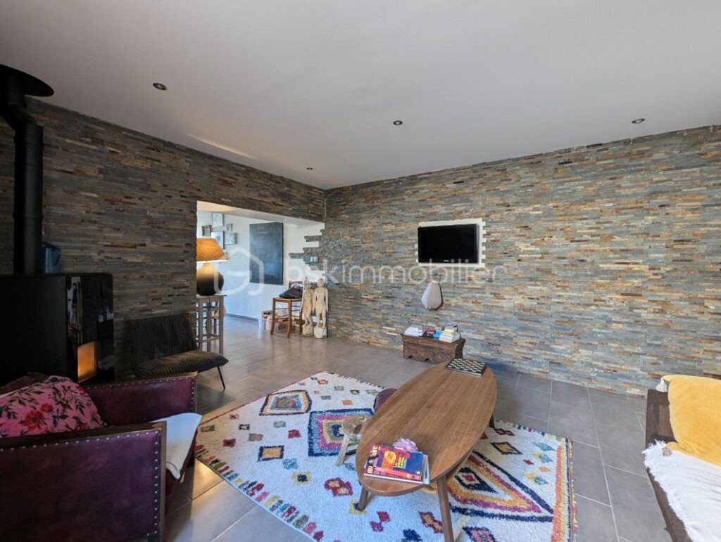 Maison de charme – 175 m² – Belle terrasse avec vue exceptionnelle – Grand garage – 5 pièces – 4 chambres – 175 m²