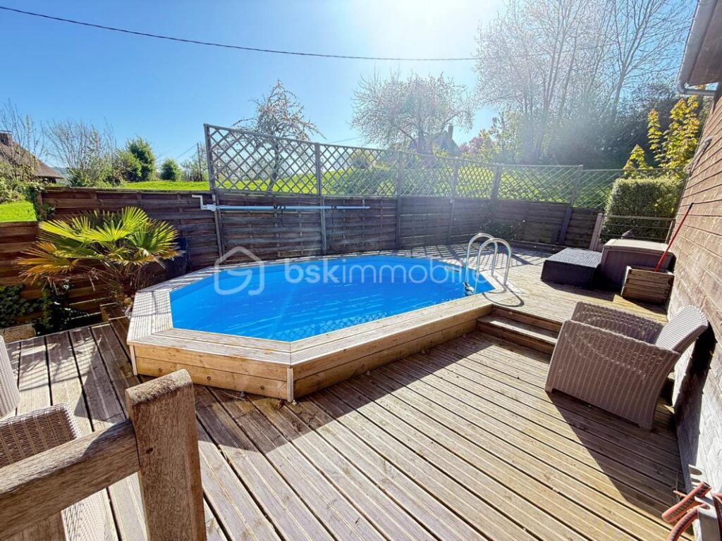 Maison familiale avec piscine et entièrement connectée !! – 5 pièces – 4 chambres – 150 m²