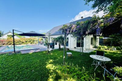 Maison 230m² 6 chambres vue Pyrénées – 7 pièces – 6 chambres – 230 m²