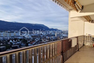 T4/ T3 – 17ème Etage – Vue Montagnes et Grenoble – Matériaux Nobles – 4 pièces – 2 chambres – 104 m²