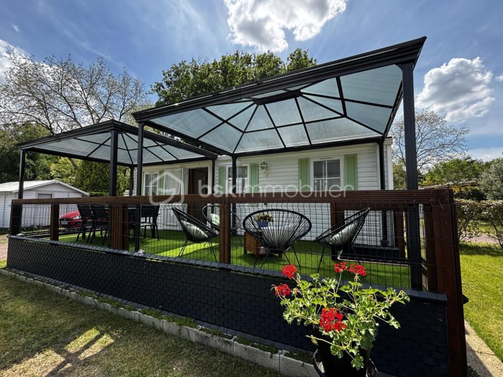 Terrain équipée d&rsquo;un magnifique mobil-home – NR pièces – NR chambres – 200 m²