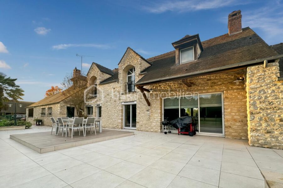 Maison à vendre à Janville sur juine