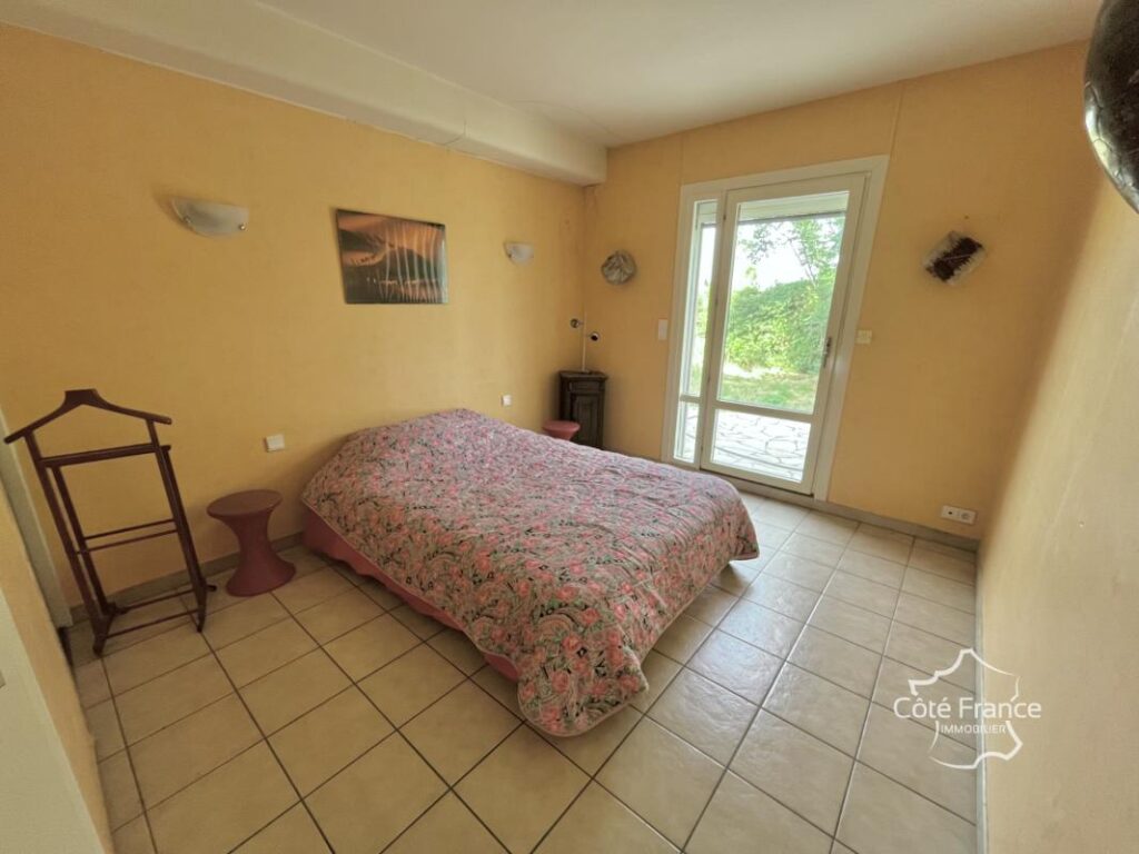 Villa d’exception 5 pièces 145 m2 avec vue panoramique sur – 5 pièces – 4 chambres – 145 m²