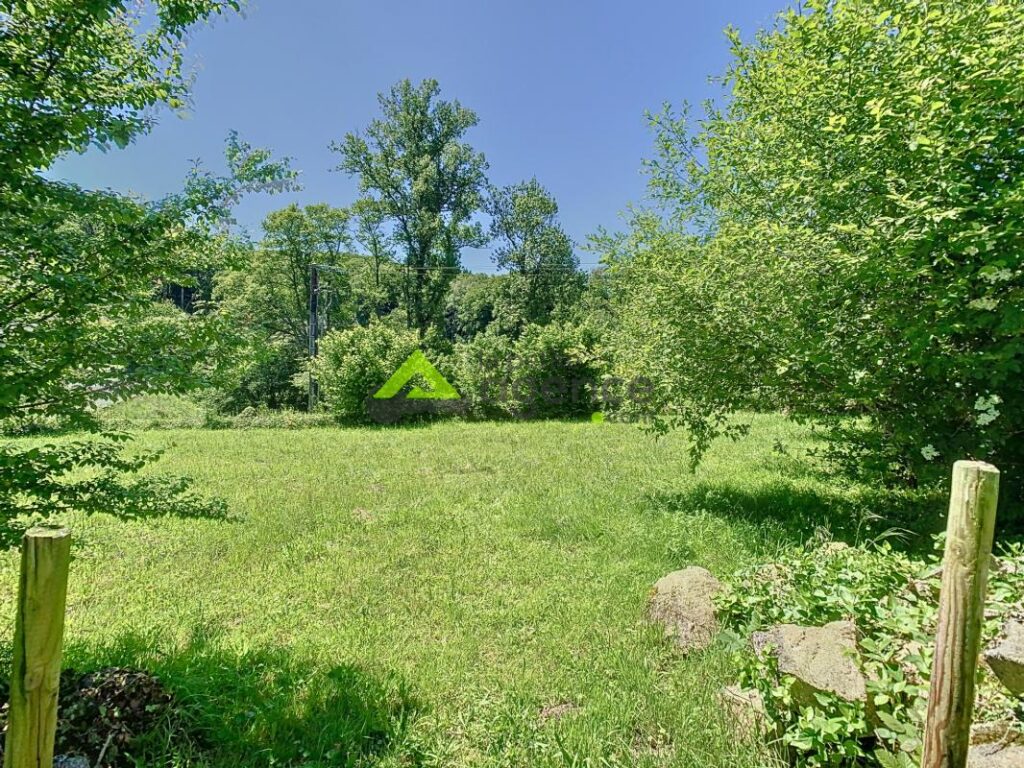 Maison de Village 9 pièces – 216 m2 – 9 pièces – 4 chambres – 216 m²