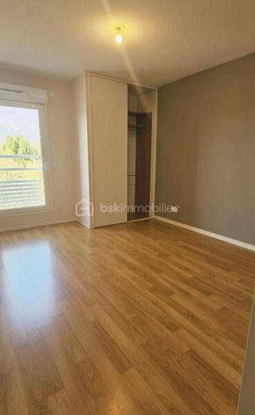 Appartement à vendre à Domene