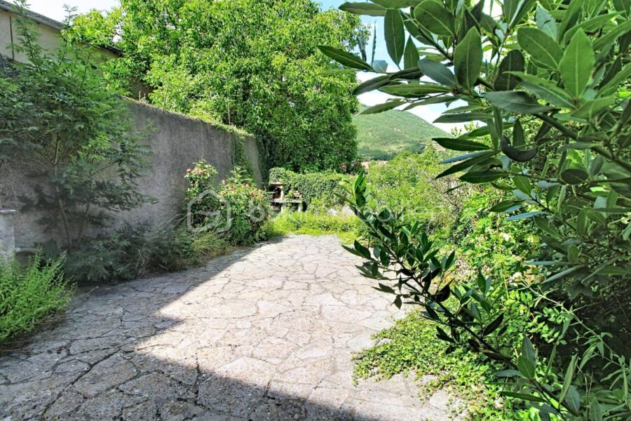 Maison à vendre à Nant