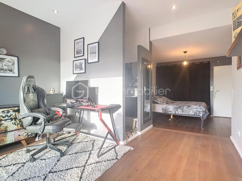 À VENDRE – Maison de prestige avec vue imprenable sur la Marne – Chalifert / Chessy – 8 pièces – 6 chambres – 310 m²