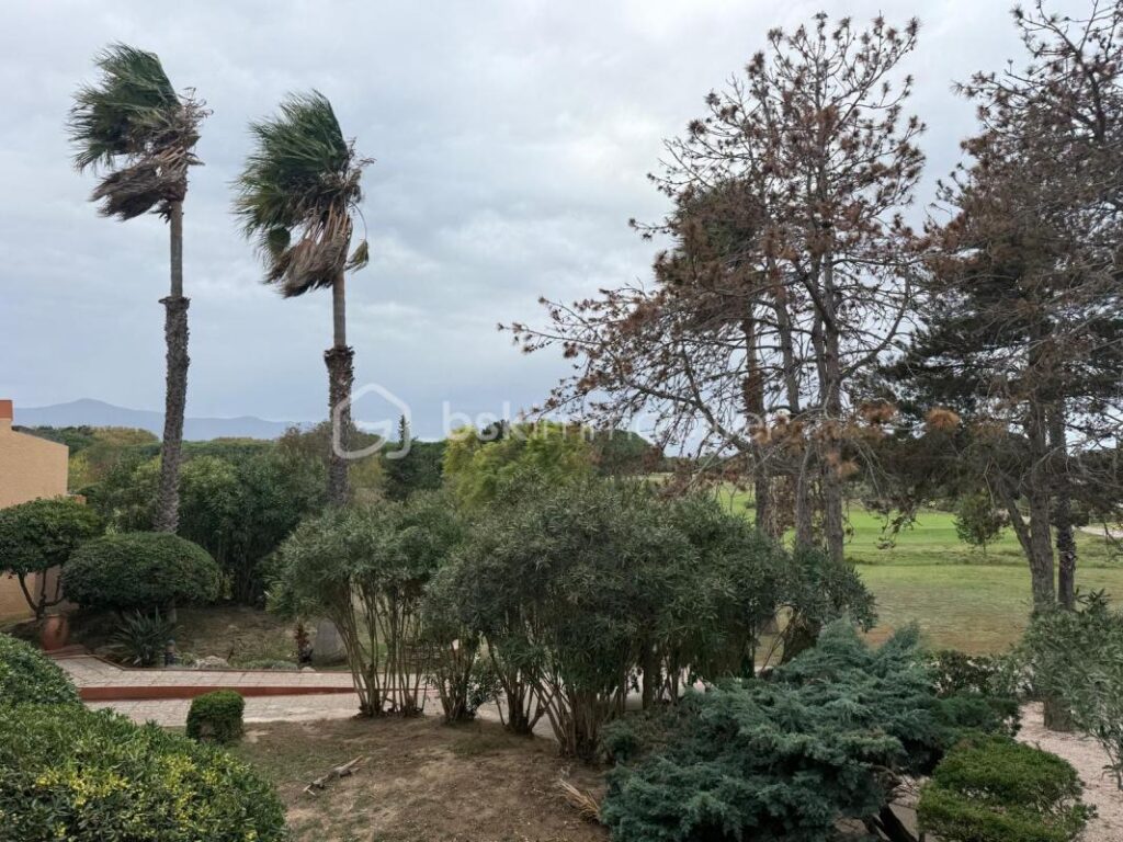 APPARTEMENT T3 MEUBLE 56M2 – 2 CHAMBRES – SAINT CYPRIEN PLAGE (QUARTIER GOLF) – 3 pièces – 2 chambres – 55 m²