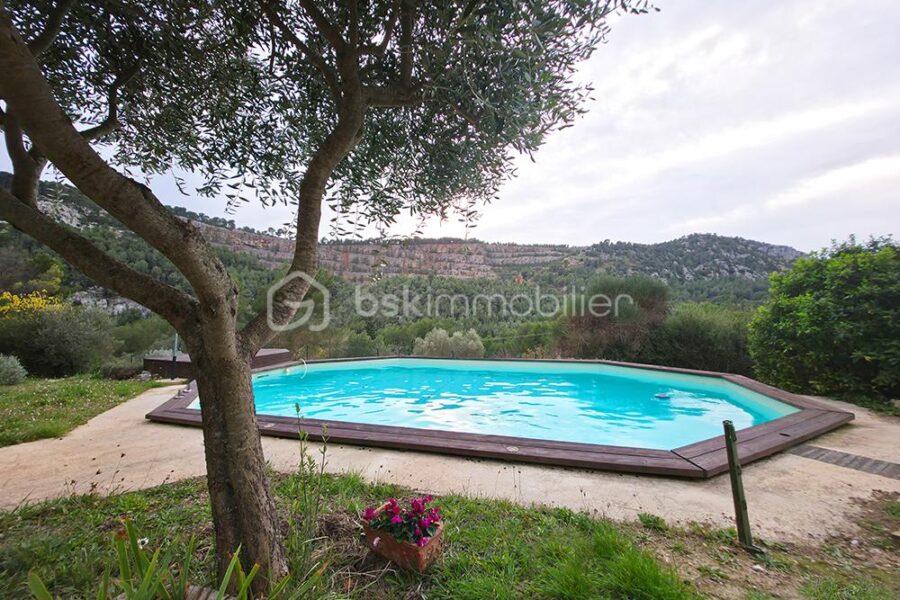 Maison à vendre à Evenos