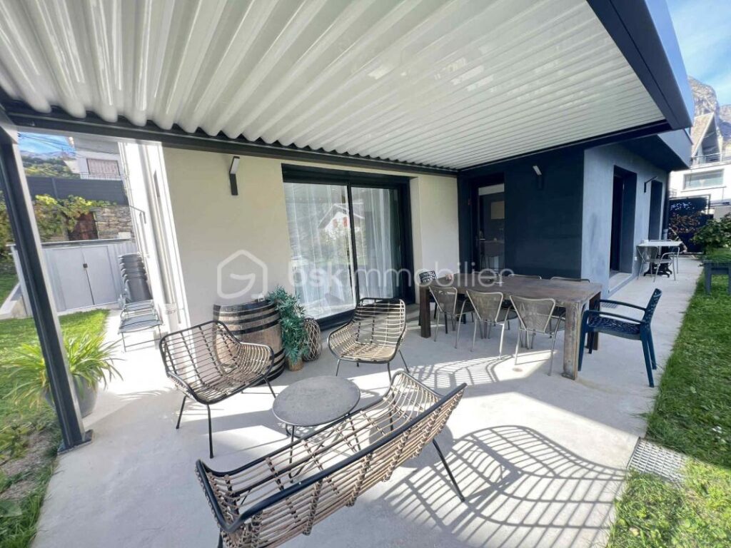 RARE SUR LE MARCHÉ-MAISON CONTEMPORAINE DE 133 M² – 5 pièces – 4 chambres – 133 m²