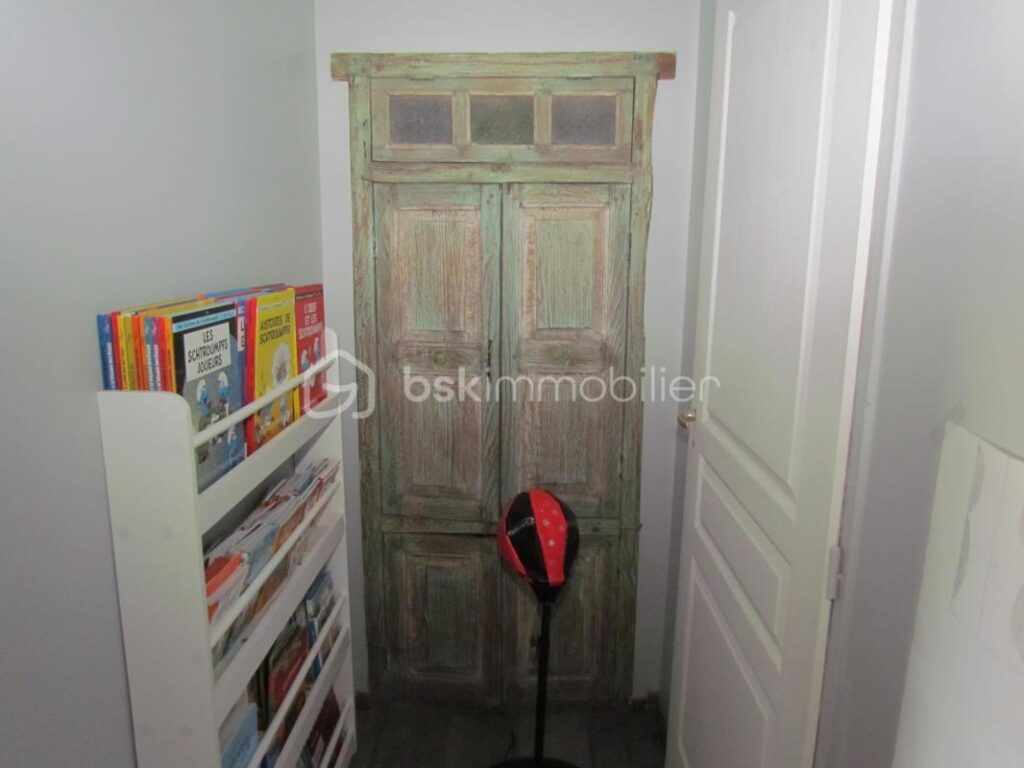 MENSIGNAC (24350) Près PERIGUEUX ,MAISON PERIGOURDINE de 223 m² à COUP DE COEUR !! – 7 pièces – 5 chambres – 223 m²